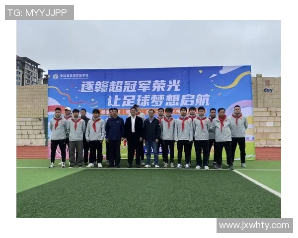 足球明星为学子送祝福愿你们考试顺利梦想成真勇攀高峰 足球明星为学子送祝福愿你们考试顺利梦想成真勇攀高峰