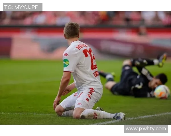 足球明星在赛场上的激情时刻与惊艳表现回顾 足球明星在赛场上的激情时刻与惊艳表现回顾